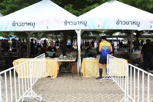 BIB: 
                            <button type="button" onclick="openModal(4726300)" class="btn btn-primary btn-sm float-right btn-popup" data-toggle="modal" data-target=".modal-high-quality">
                        <i class="fas fa-shopping-cart"></i> Add to Cart
                    </button>
                                            <button type="button" onclick="isThisMe(4726300, true)" class="btn btn-success btn-sm float-right btn-popup btn-isme hidden" data-toggle="tooltip" data-placement="bottom" title="นี่คือรูปของคุณใช่ไหม คลิกที่นี่เพื่อเอาเข้าอัลบั้ม">
                        <i class="fas fa-plus"></i> Add to album
                    </button>
                    <button type="button" onclick="isThisMe(4726300, false)" class="btn btn-warning btn-sm float-right btn-popup btn-isnotme hidden">
                        <i class="fas fa-ban"></i> Remove from album
                    </button>